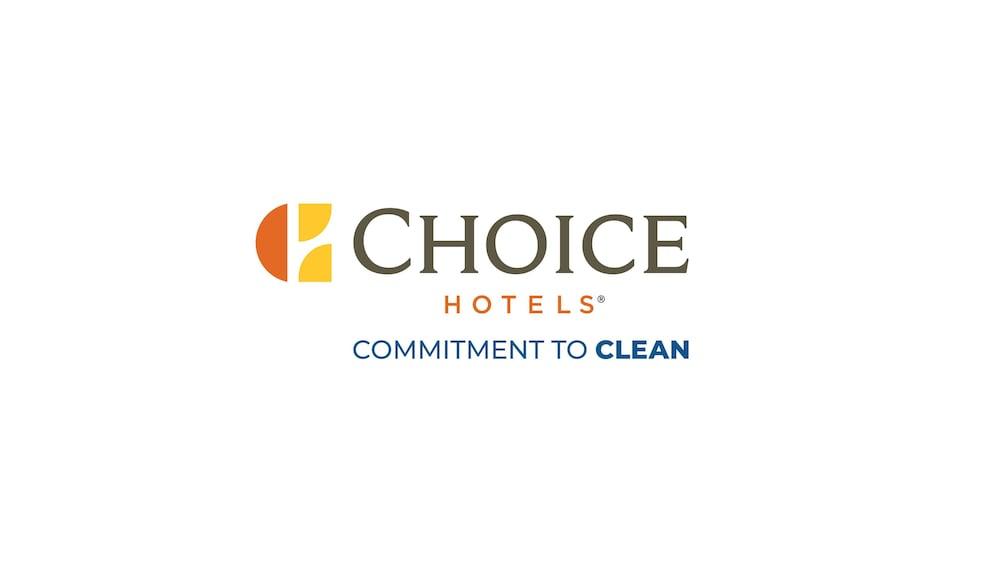 Comfort Hotel 3*